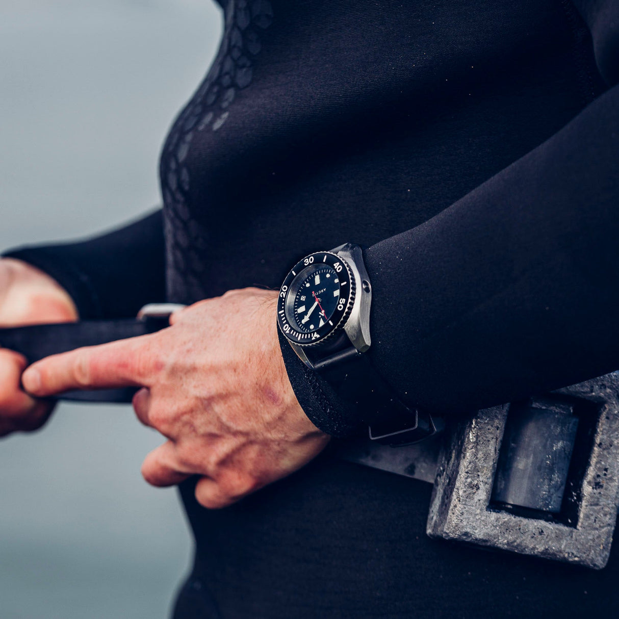 Rotate North Arctic 500m Dive Watch (43mm) in Pitch Black for military, tactical, outdoor