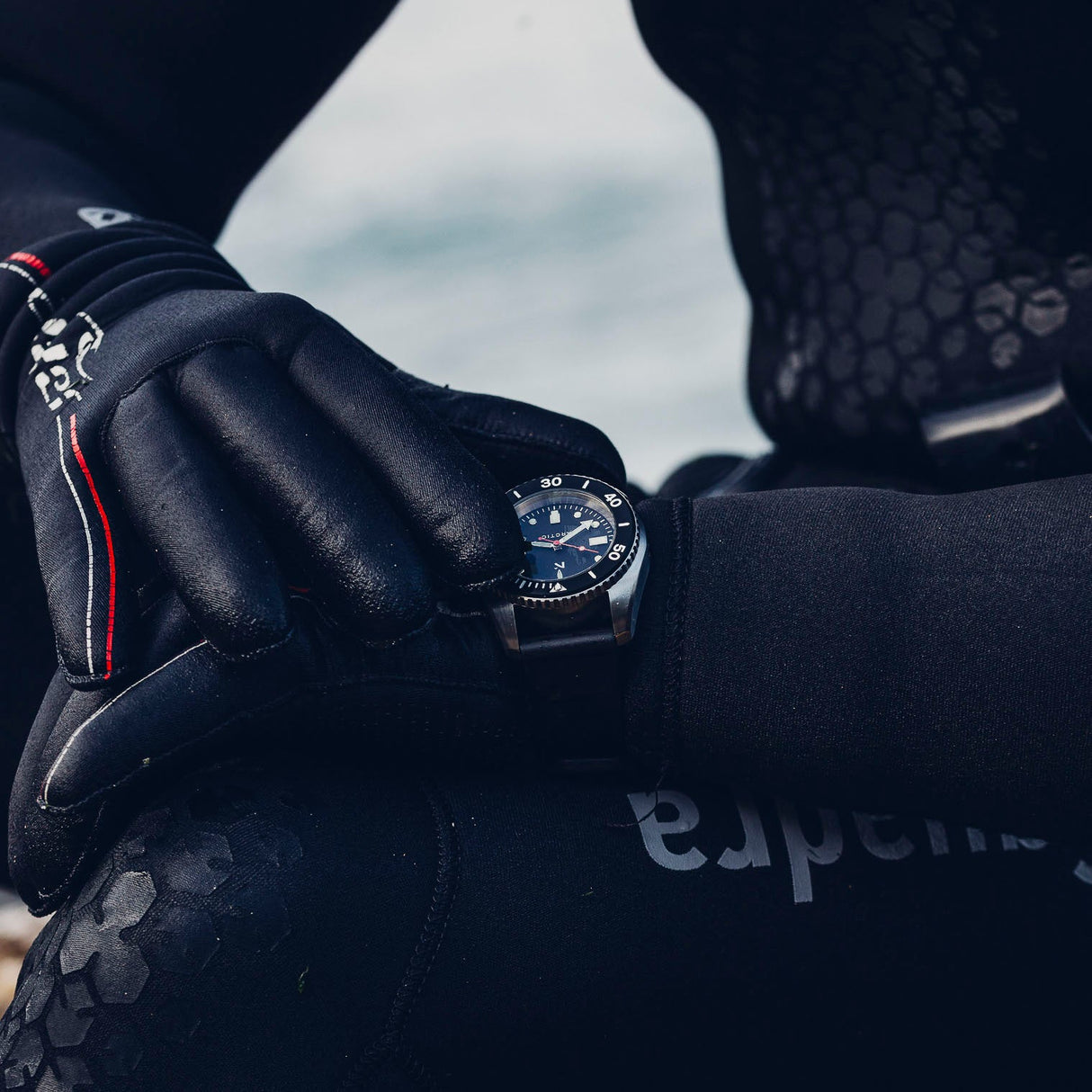 Rotate North Arctic 500m Dive Watch (43mm) in Pitch Black for diving, water sports