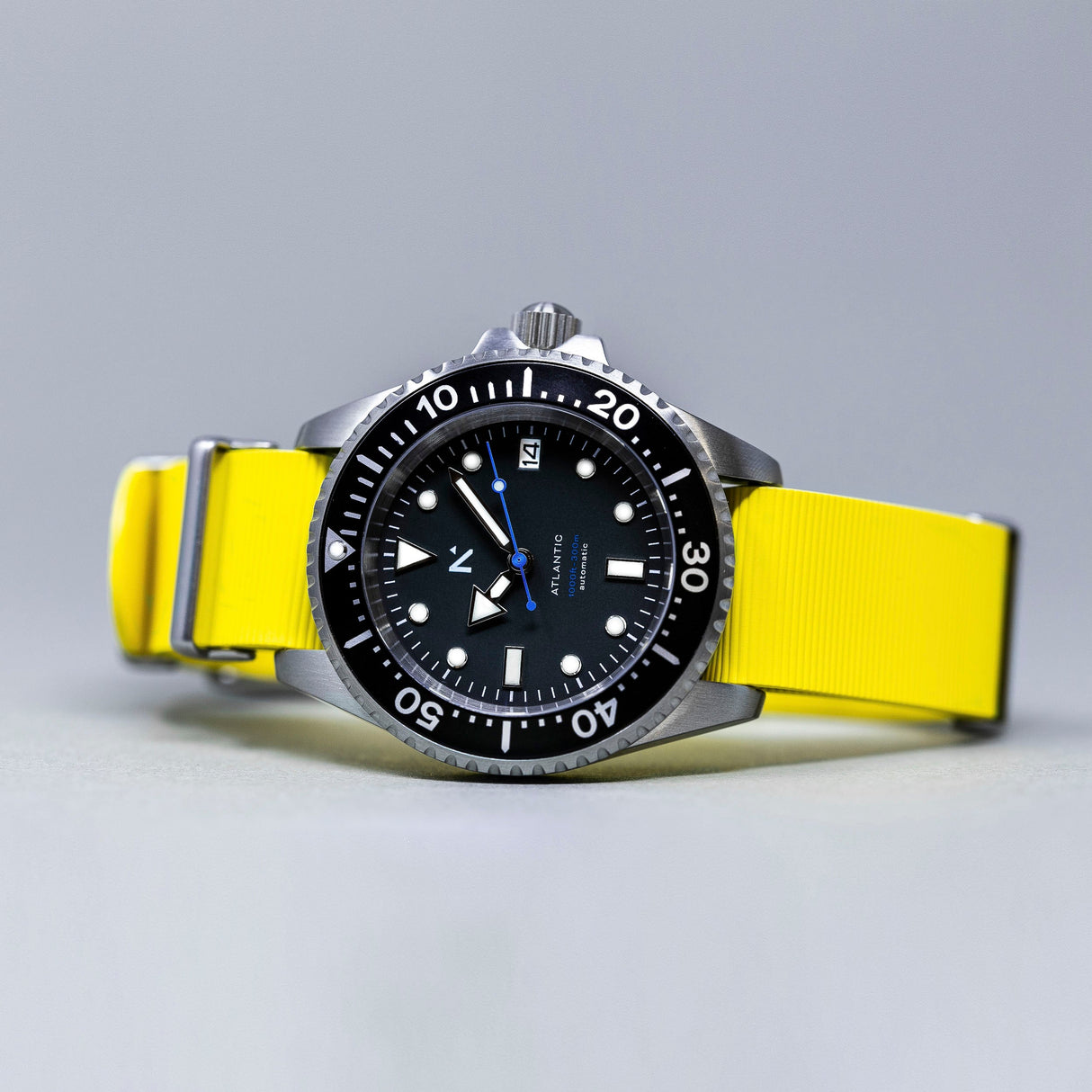 Rotate North Atlantic Dive Watch (40mm) - Optic Yellow NATO Strap