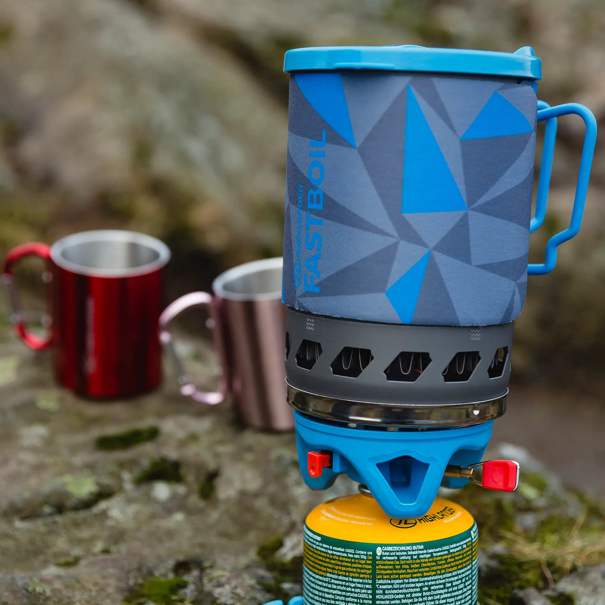 Highlander Blade Fastboil 3 Camping Gas Stove 1.1L in blue lifestyle for camping