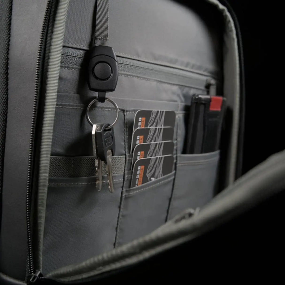 Pentagon Consul 27L Backpack RAL7013 Green Key Holder | Task Outdoor