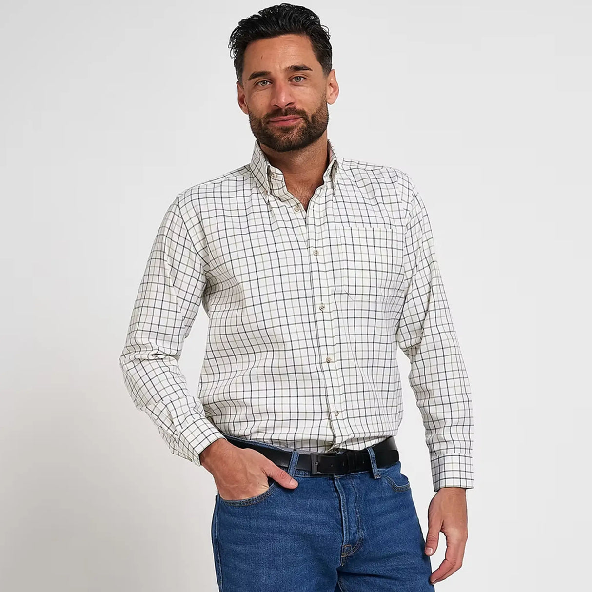 Jack Pyke Countryman Shirt in green check from the front on white background