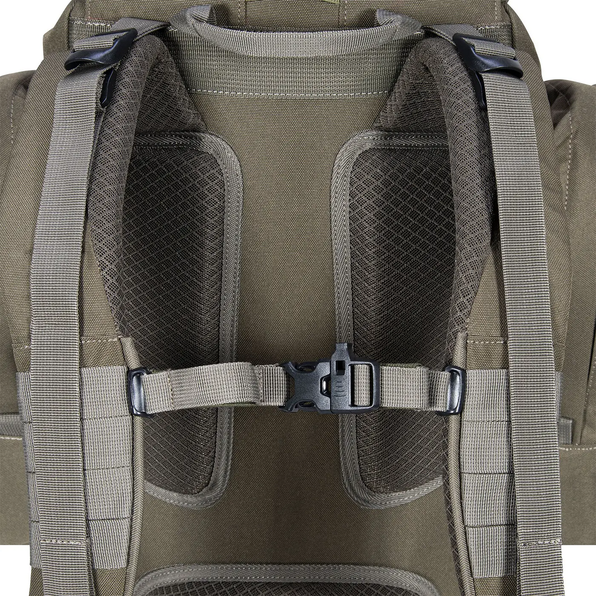 Highlander Forces Elite 44 Rucksack with 44L capacity in ranger green close up of back system on white background