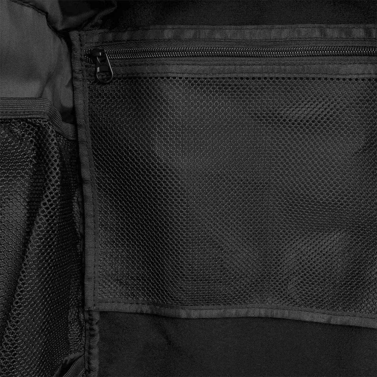 Highlander Harrier 35L MOLLE Rucksack Black internal pocket