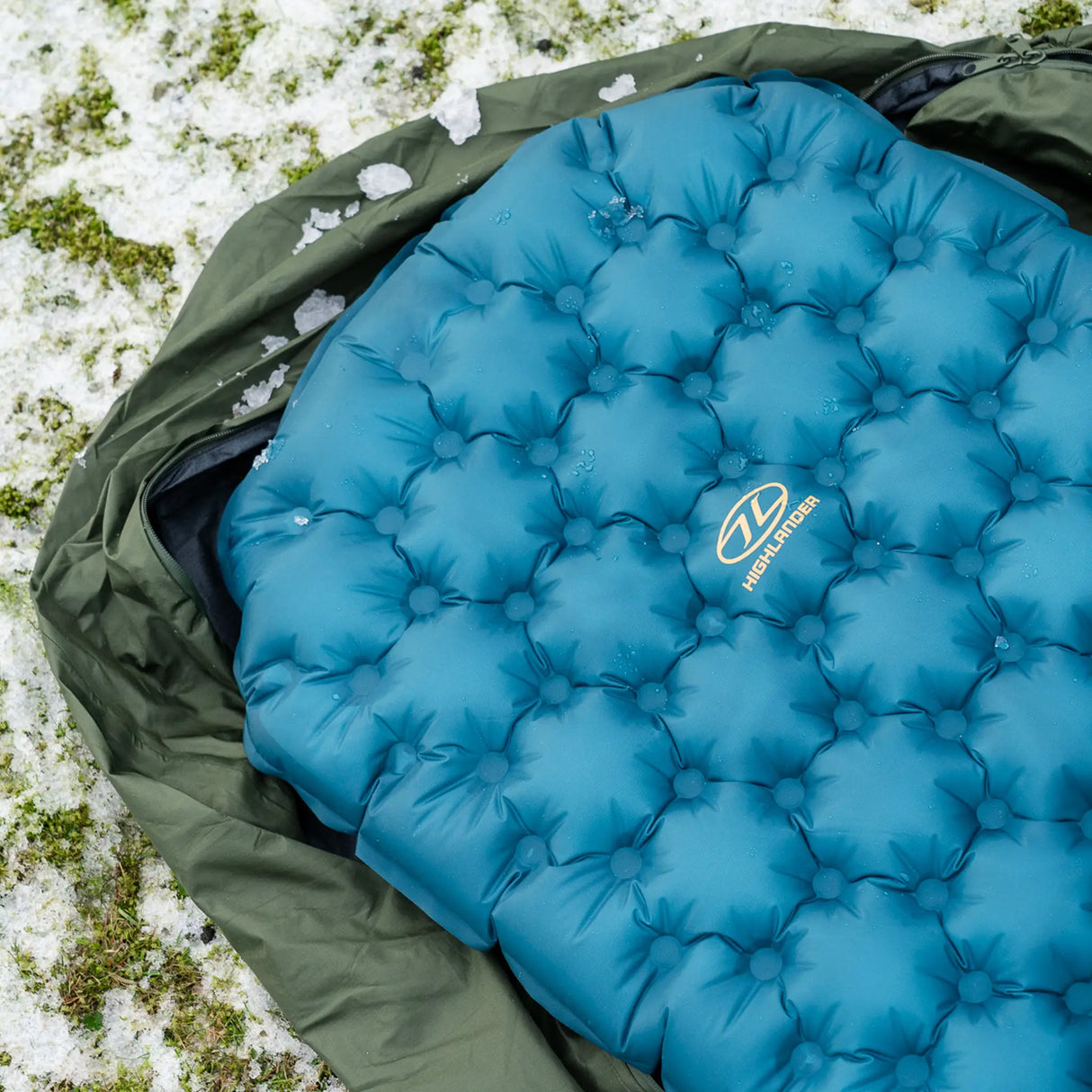 Highlander Nap-Pak Arctic R11 Mummy Lite Inflatable Sleeping Mat for outdoors