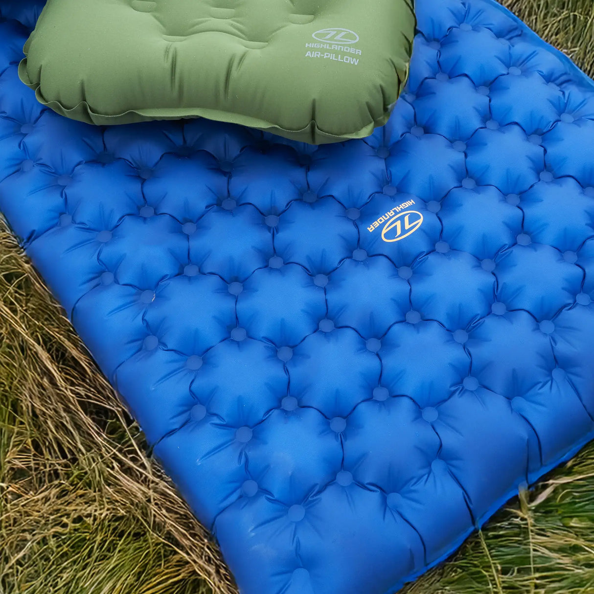 Highlander Nap-Pak Arctic R11 Inflatable Sleeping Mat in deep blue for backpacking, outdoors, military