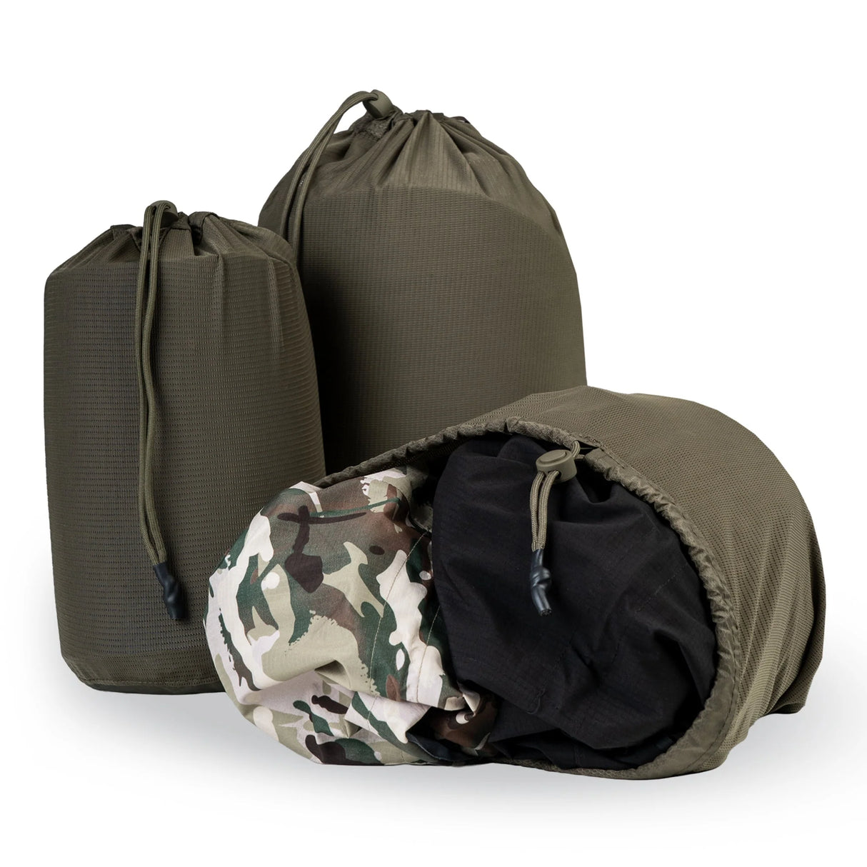 Highlander Paksak Net Set in ranger green full on white background