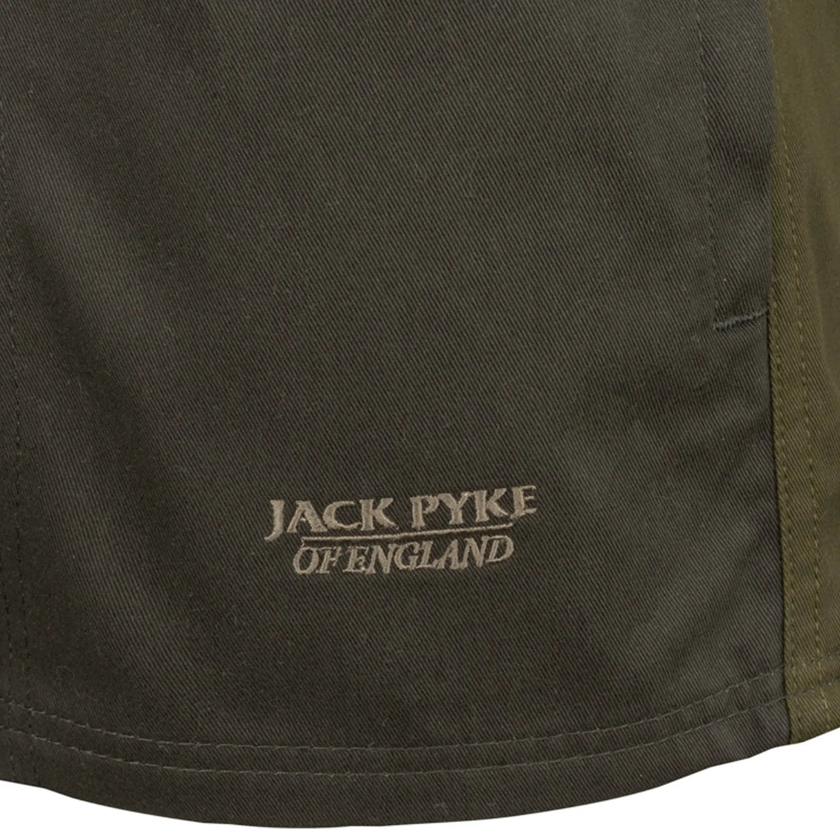 Jack Pyke Yakka Shorts in Dark Olive close up of the logo