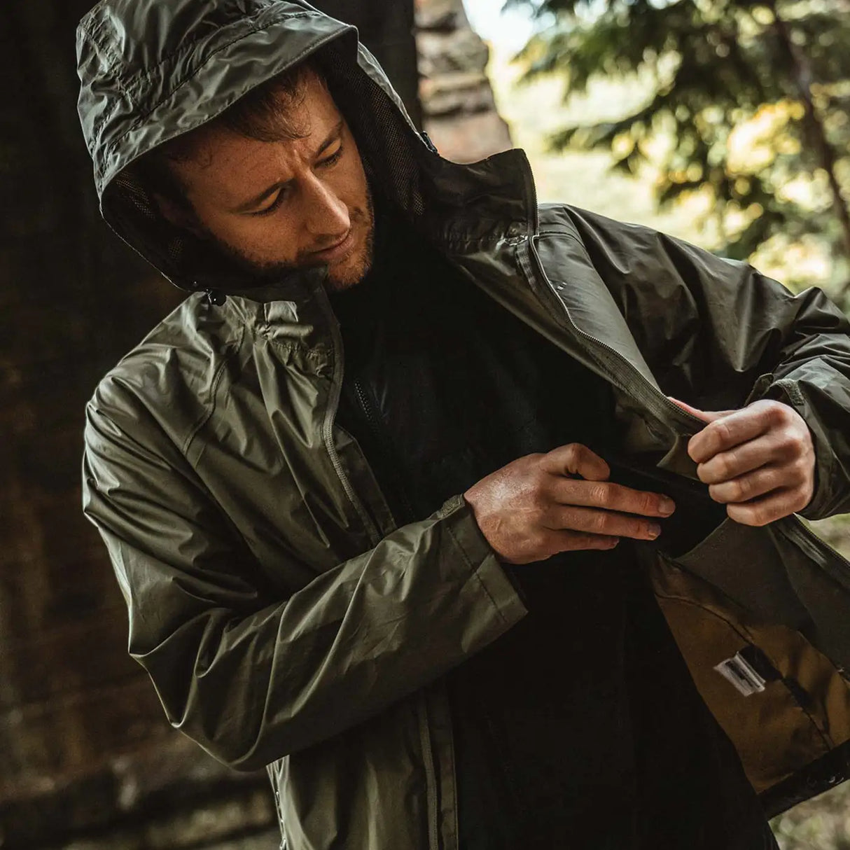 Highlander Stow & Go Pack Away Jacket