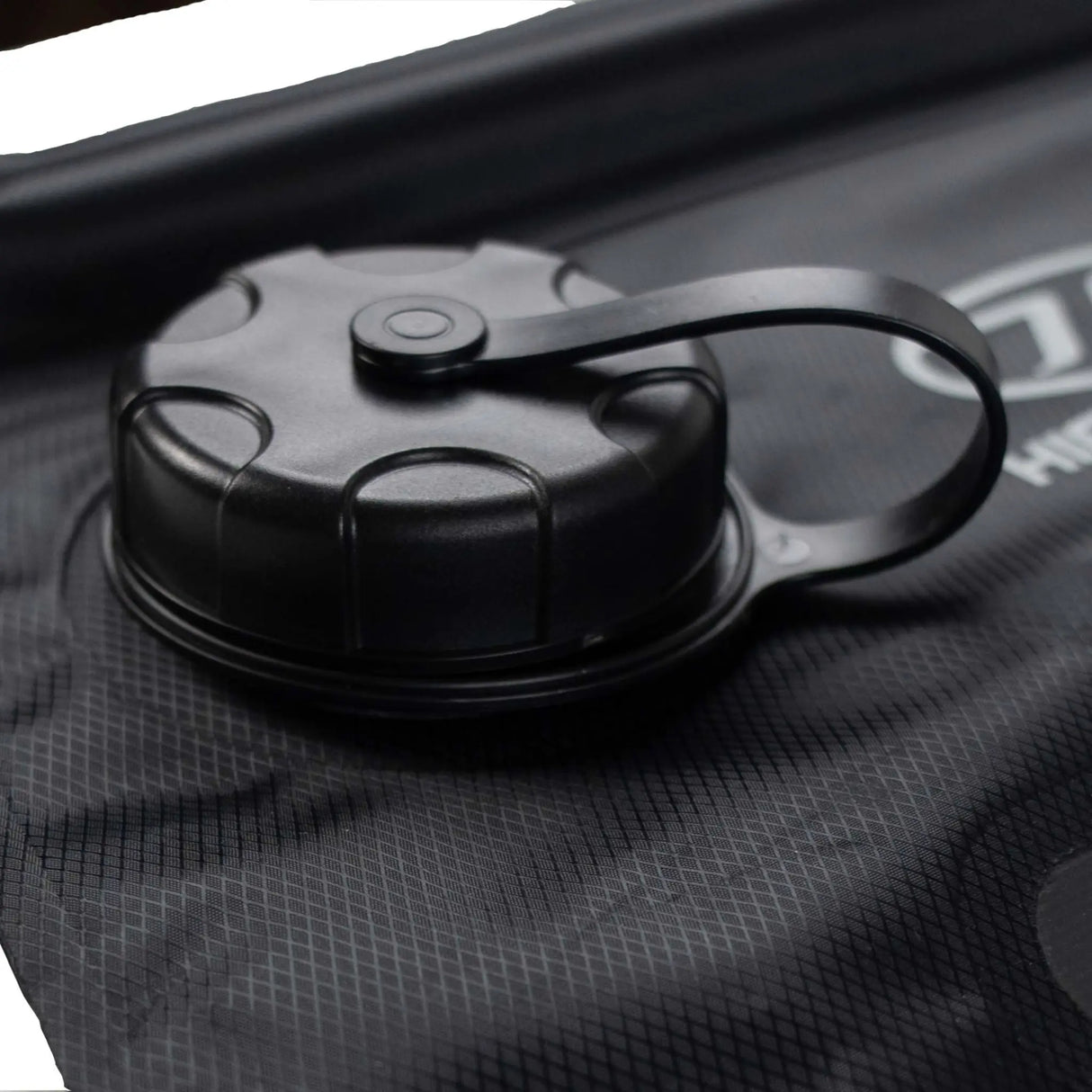 Highlander Wild Rinse Camping Solar Shower 15L on white background