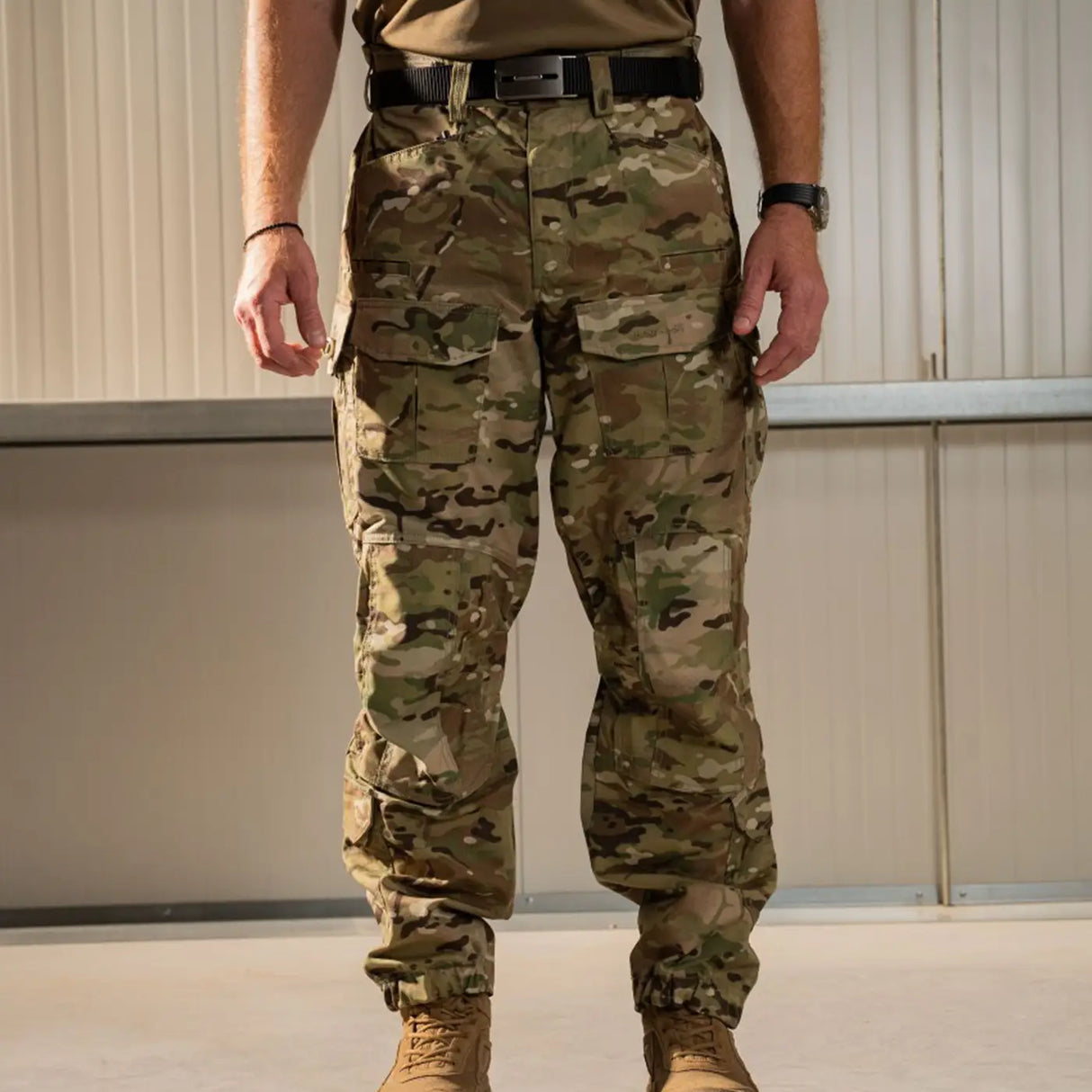 Pentagon Wolf Combat Trousers Multicam Lifestyle Front | Task Outdoor