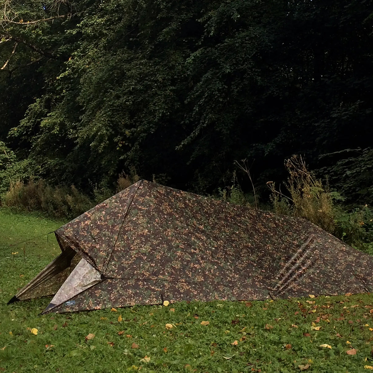 DD Tarp XL in MC Camo for camping as a tent