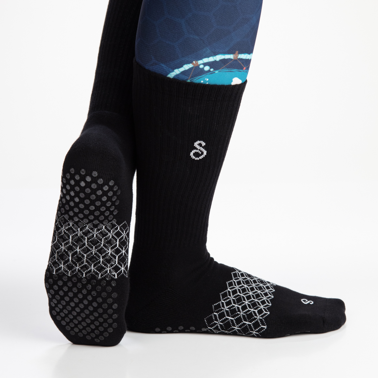 hipSwan Flow Crew Grip Socks