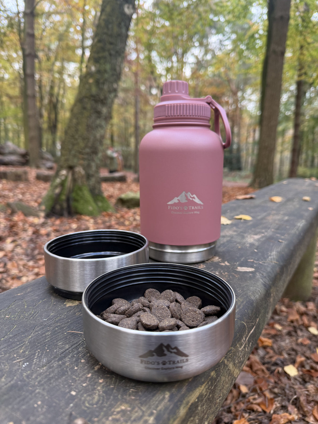 Fido's Trails 3-in-1 Water Bottle with Detachable Bowls – For Dogs & Owners, 1 Litre Rosewood