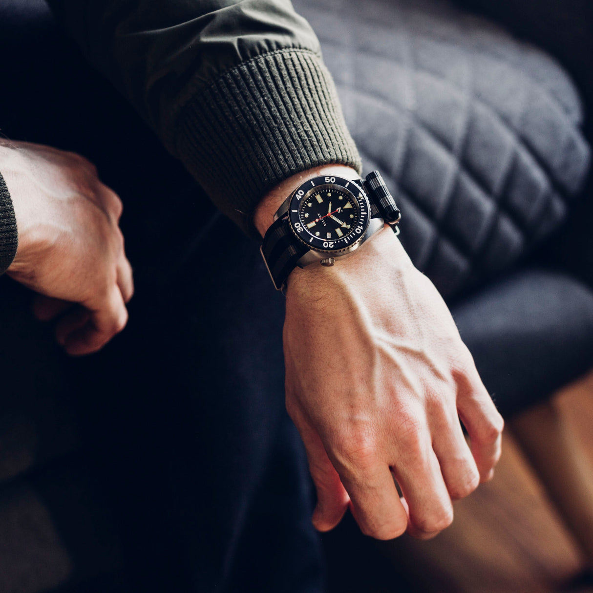 Rotate North Arctic 500m Dive Watch (43mm) in Classic NATO for diving, water sports