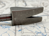 Close-up of the pinned wedge claw on the 8 in Titanium Hooligan Bar