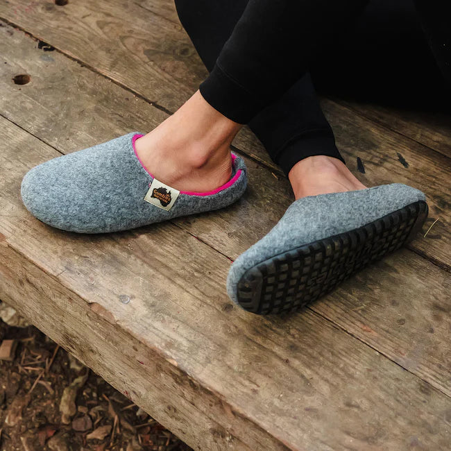 Gumbies Outback Slippers - Women's Grey & Pink alternate view 3