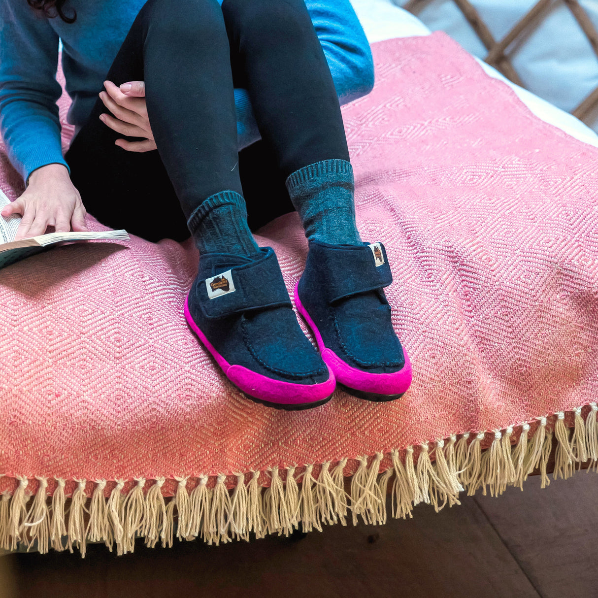 Gumbies Quokka Slipper Boots - Women's Navy & Pink alternate view 2