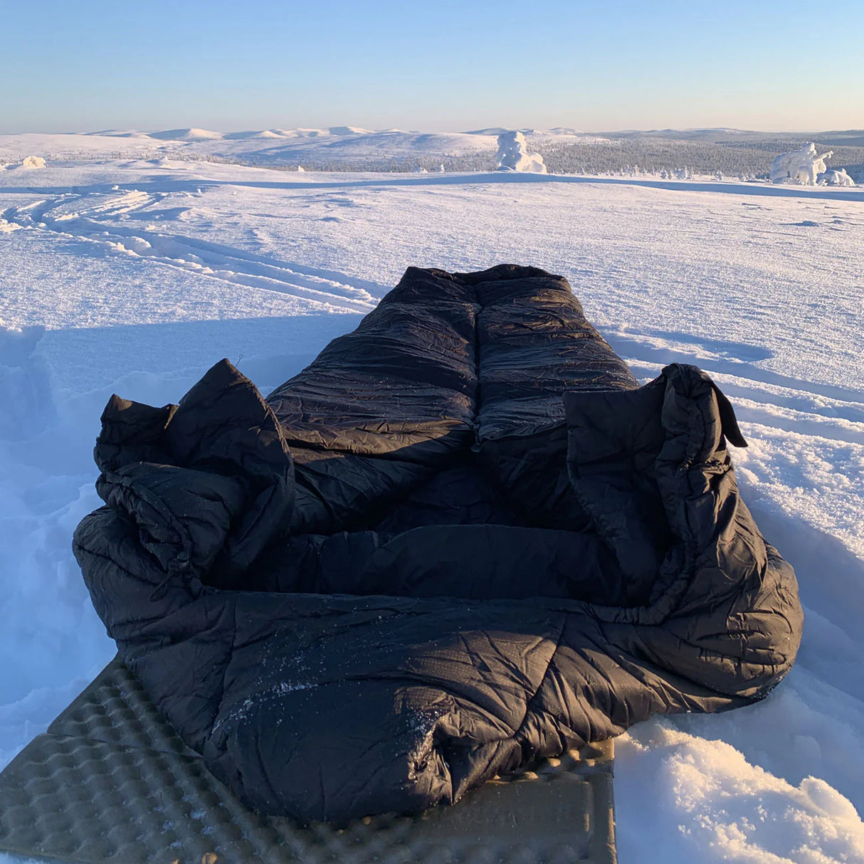 Snugpak Softie Antarctica WGTE Sleeping Bag Lifestyle | Task Outdoor