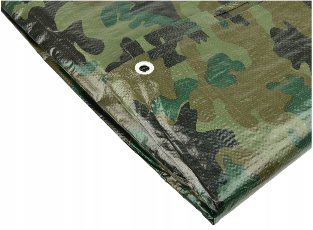 Corner of the Camouflage M-Grade Tarpaulin 1.5m x 2.4m folded over to show an eyelet