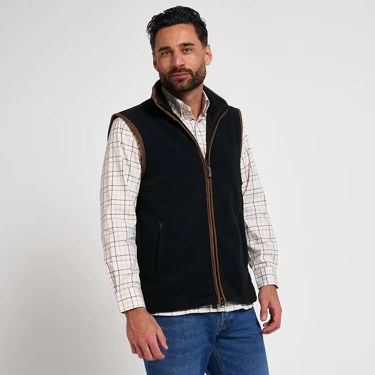 Jack Pyke Countryman Fleece Gilet in Anthracite from the front left on white background