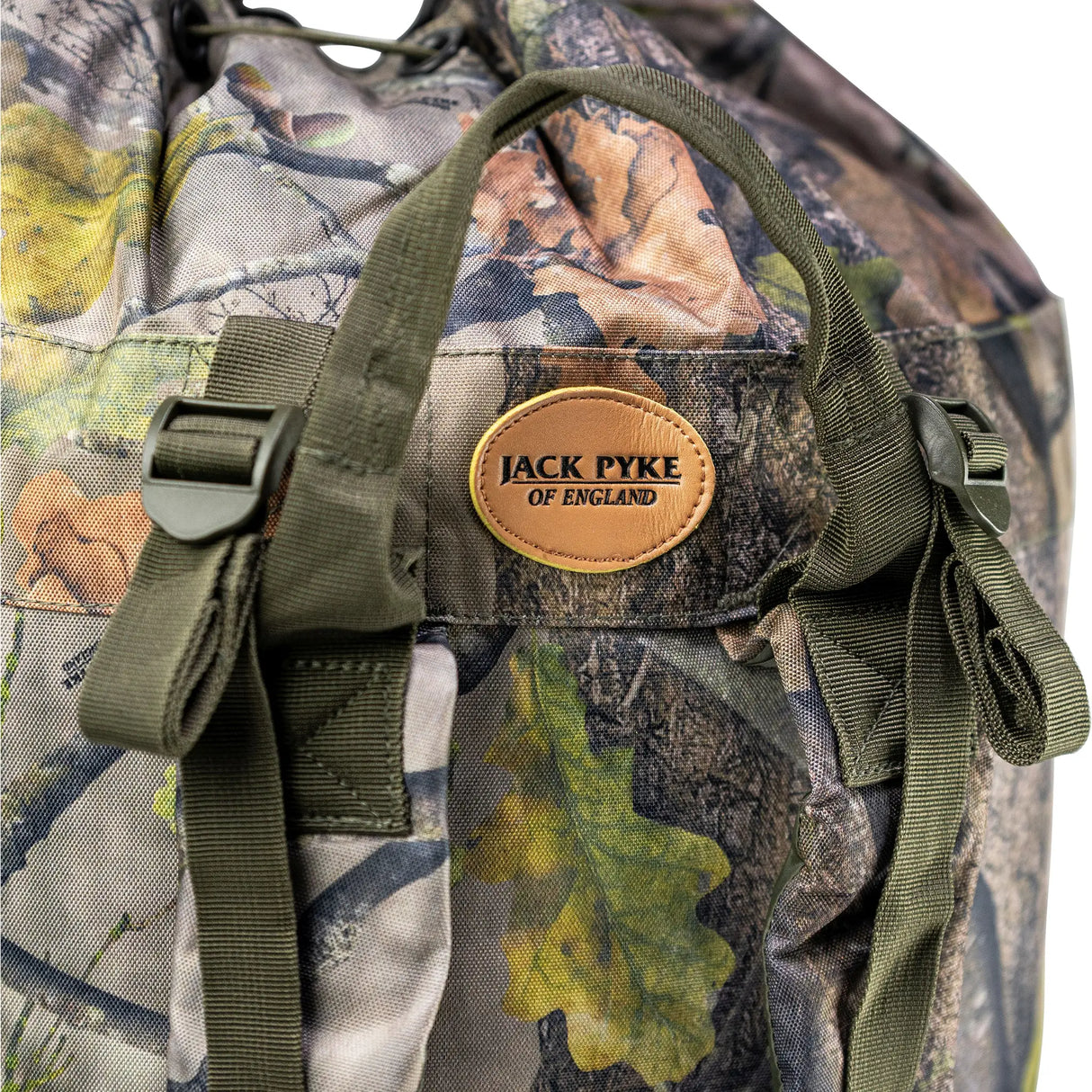 Jack Pyke Decoy Bag 120L in Evo Camo close up of logo