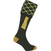 Jack Pyke Diamond Shooting Socks in Green - full-length knee-high sock with matching garter
