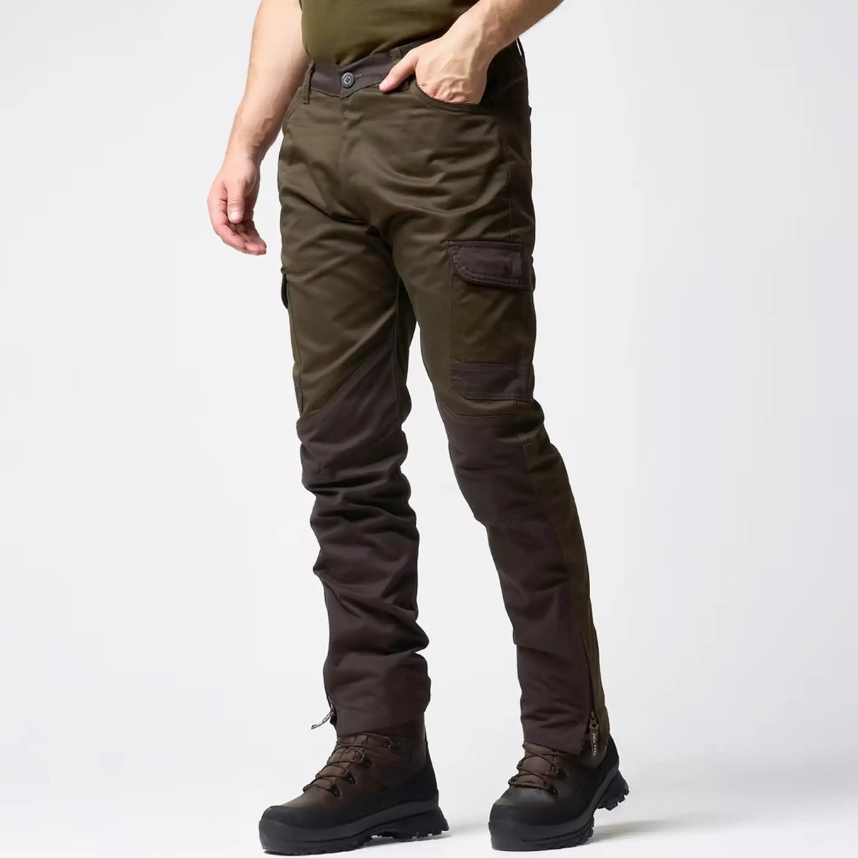 Jack Pyke Fieldman Trousers from the front left hand in pocket on white background