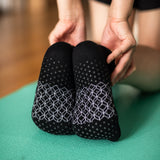 hipSwan Flow Grip Ankle Socks