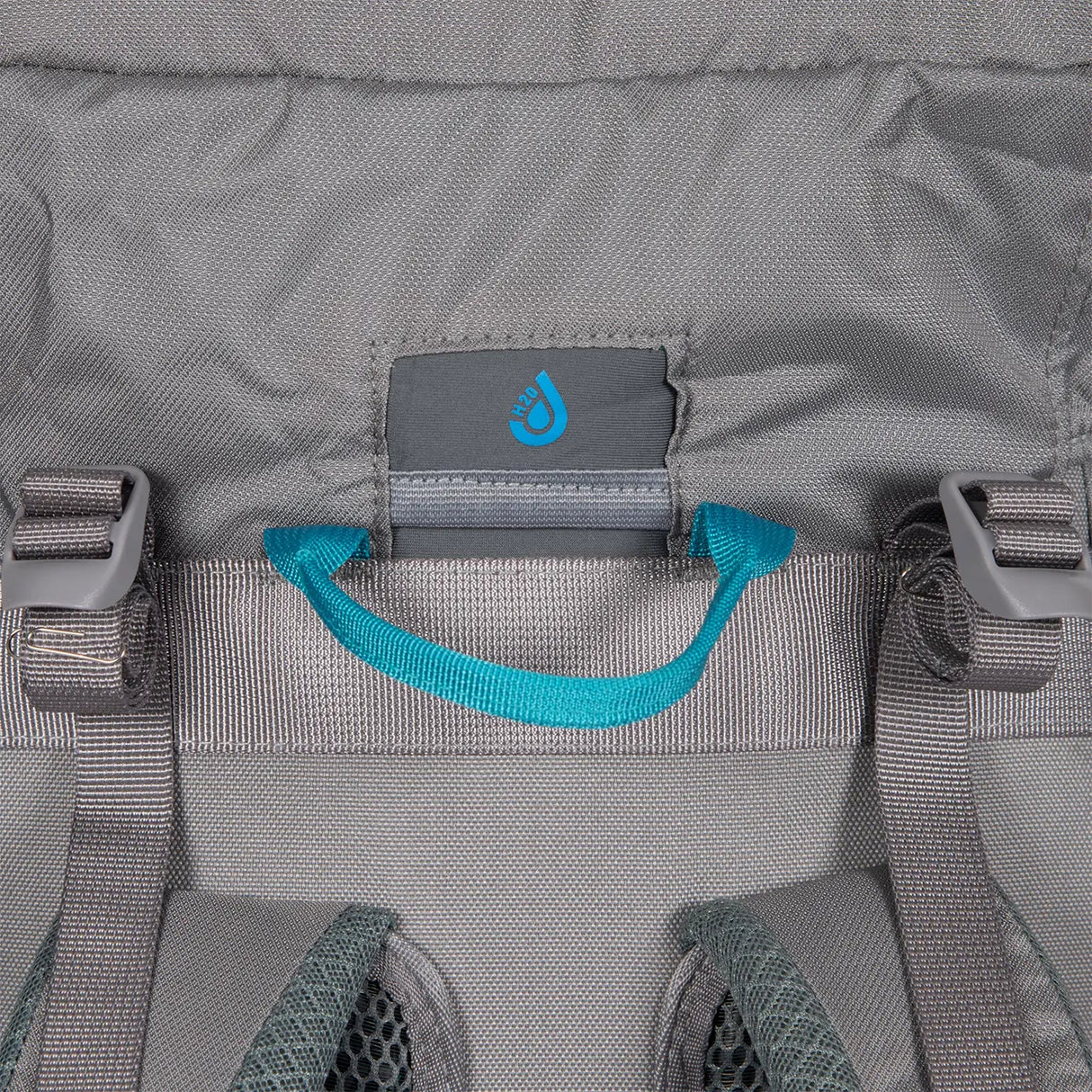 Highlander Ivar Women's 25L Rucksack hydration port - on white background