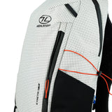 Highlander Kynetik Rucksack 15L in White - close-up of the Highlander logo, front zip and black side panel