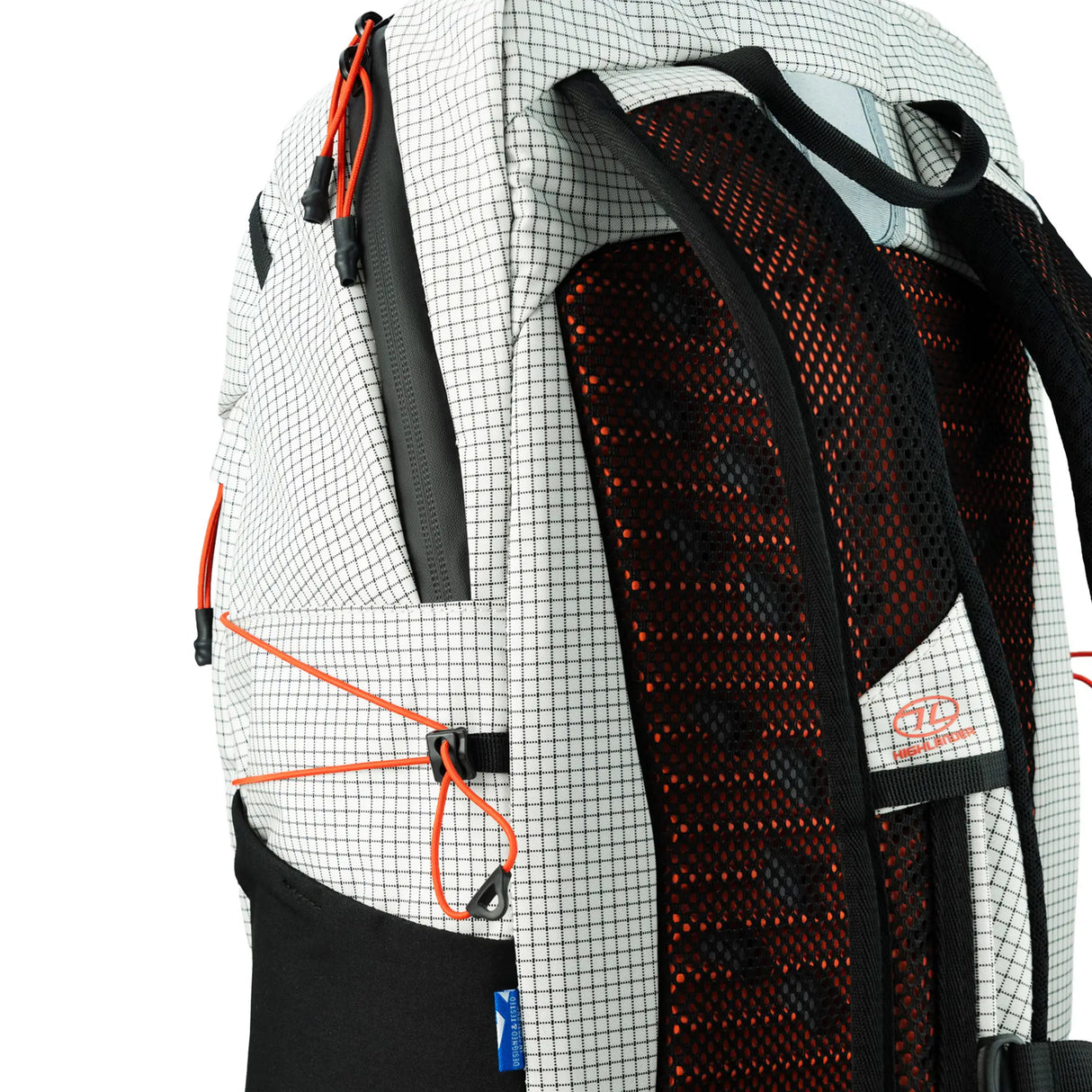 Highlander Kynetik Rucksack 20L in White - angled view of the padded shoulder straps and vented back panel