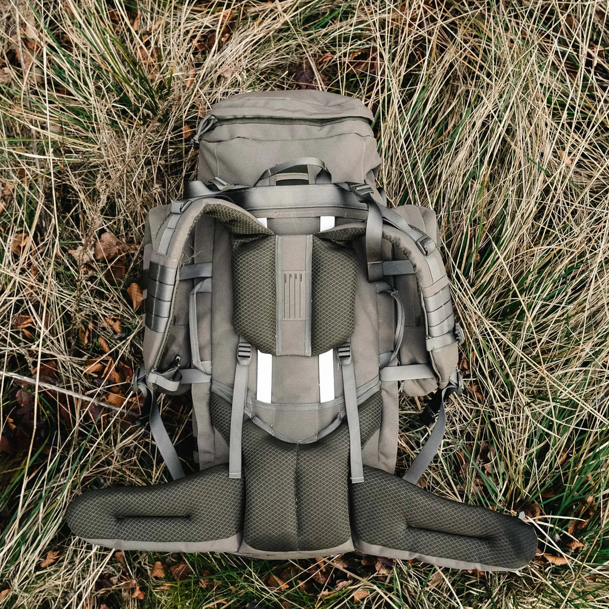 Highlander Pinnacle Rucksack 90L in ranger green in the outdoors