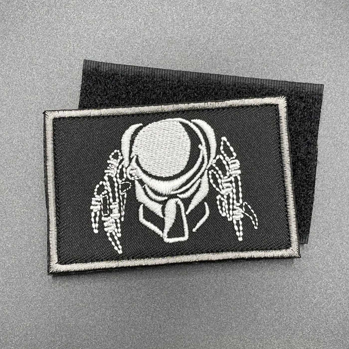 Predator Patch Black, Hook & Loop, 8cm – Task Outdoor