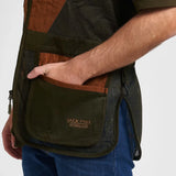 Jack Pyke Sporting Skeet Vest in green close up cartridge pocket