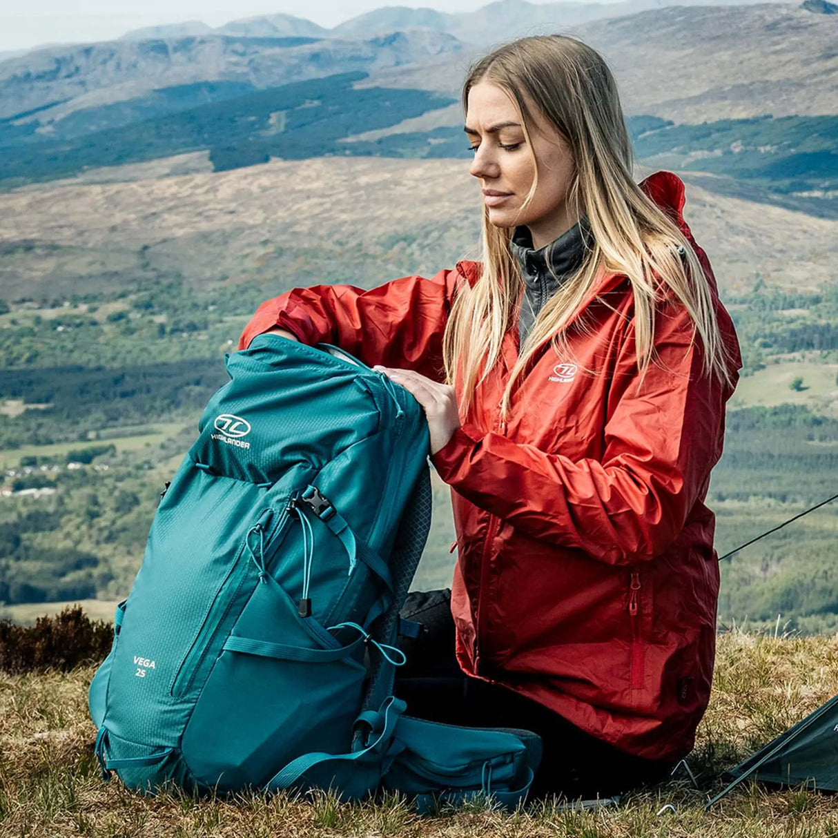 Highlander Women's Vega Rucksack 25L in Teal for Camping